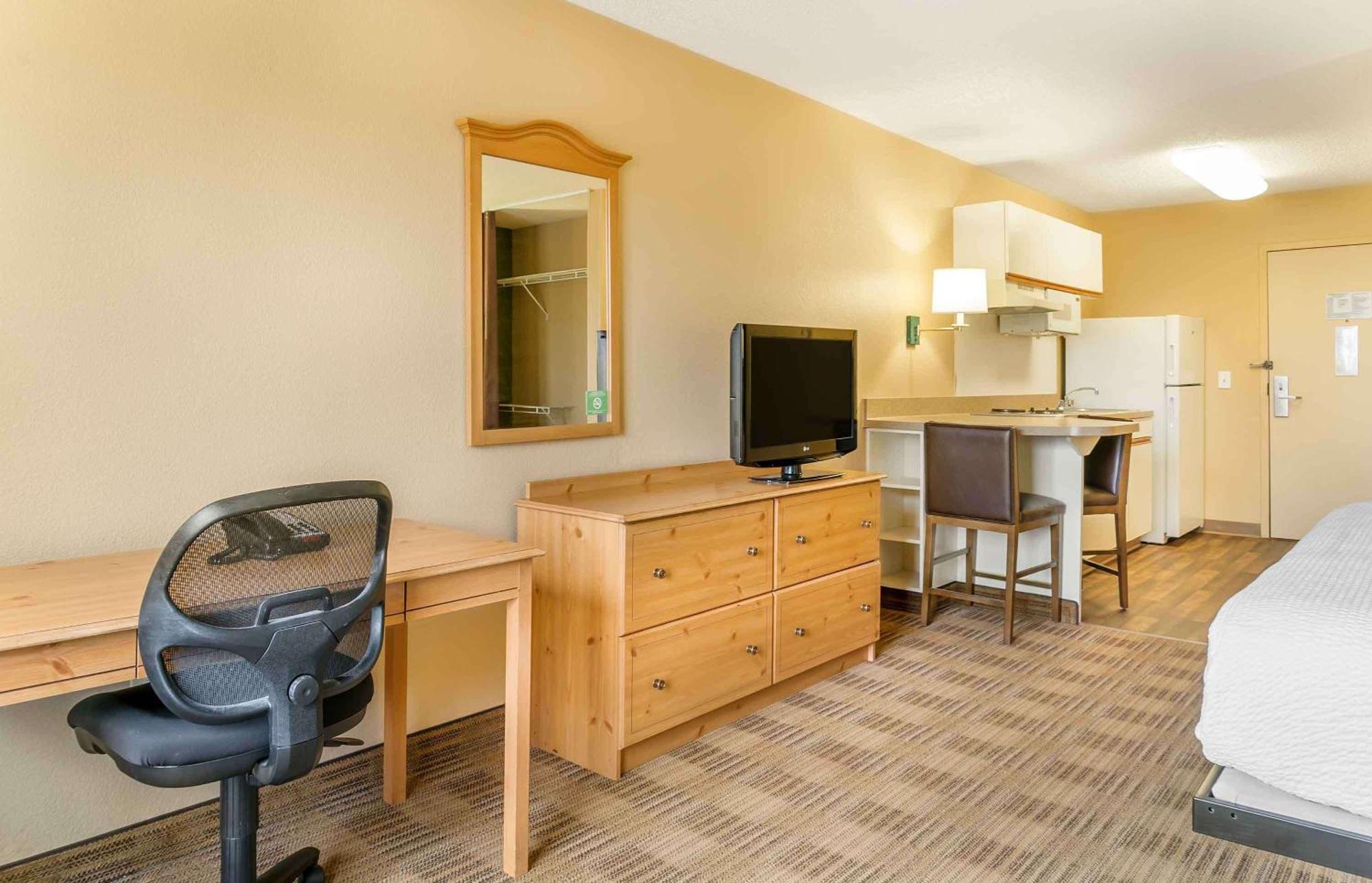 Auburn Hills Extended Stay Inn Екстер'єр фото