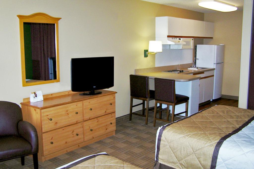 Auburn Hills Extended Stay Inn Екстер'єр фото