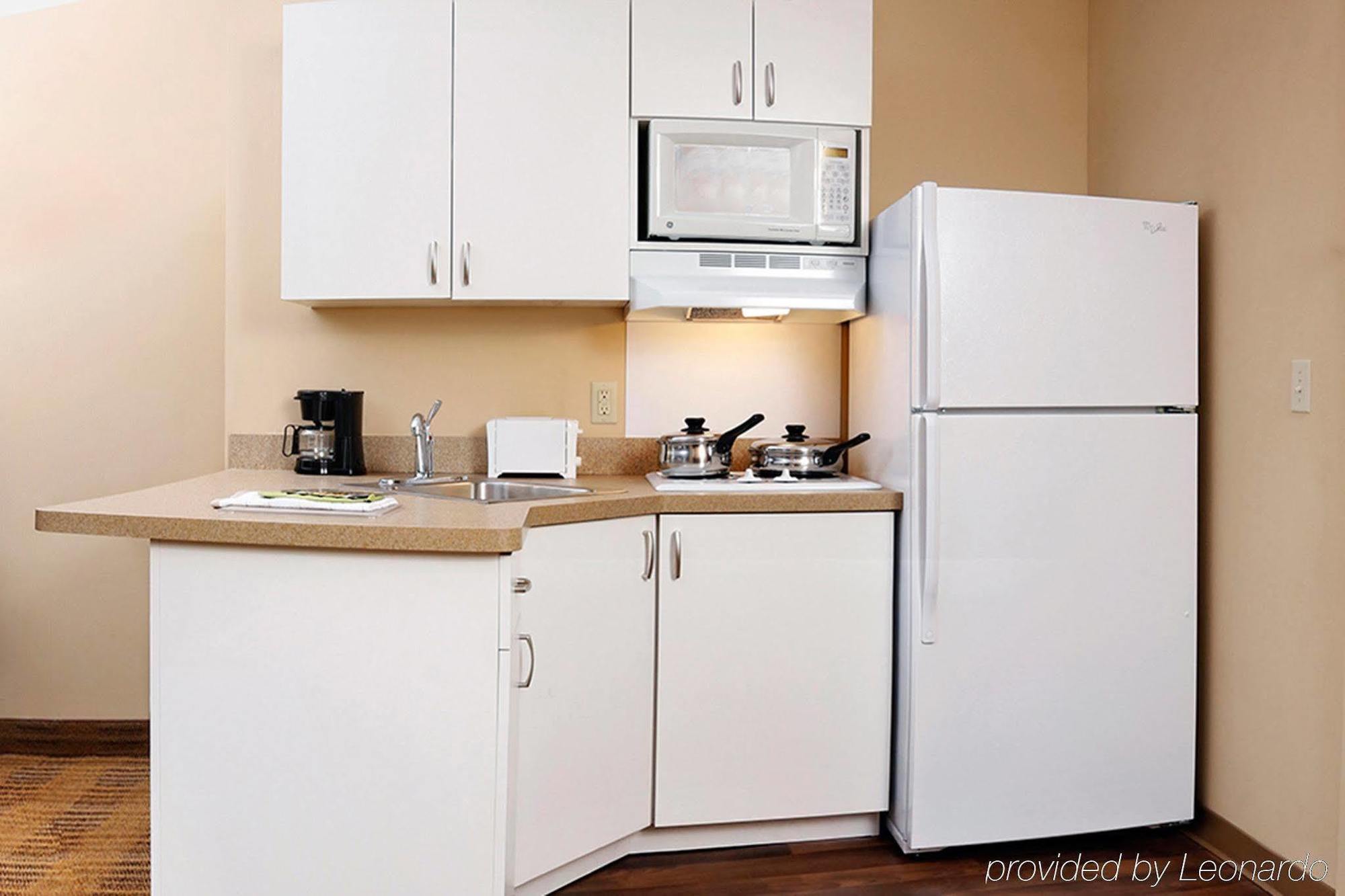 Auburn Hills Extended Stay Inn Екстер'єр фото